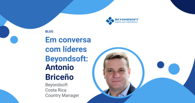 Antonio Brice?o, gerente da Beyondsoft Costa Rica, com o t��tulo do blog sobre lideran?a e elementos visuais azuis.